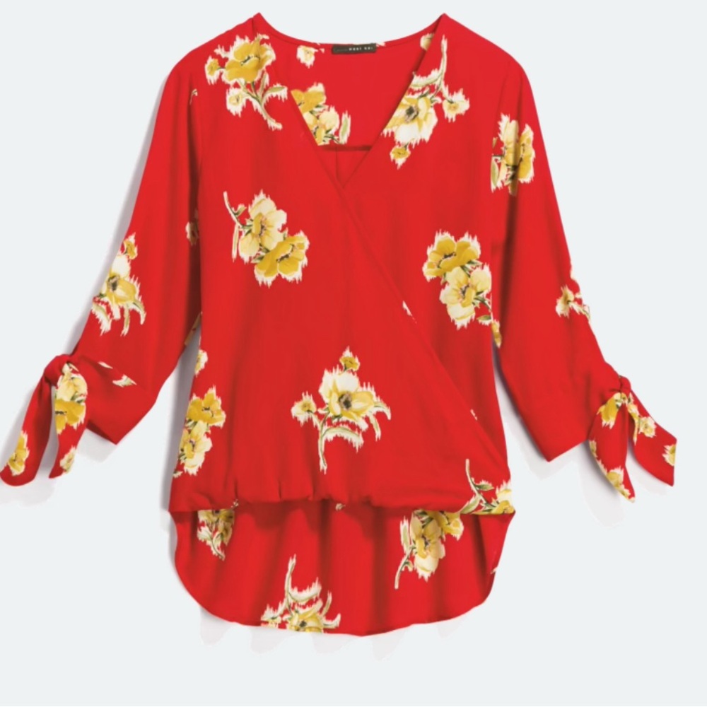 Beacon Allan Surplice tie sleeve high low blouse. Small Floral red